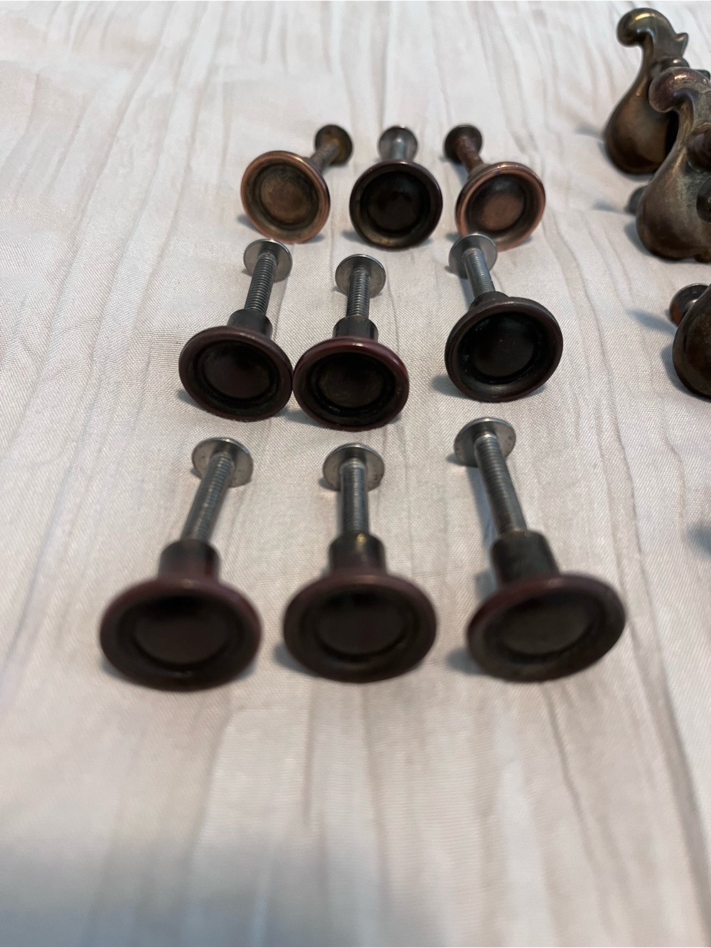 Vintage knobs & pulls - Picture 3 of 5